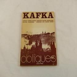 Kafka – Oblique n°3 - Photo entière