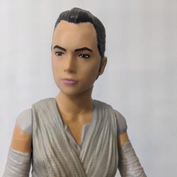 Figurine articulée Star Wars - Rey Skywalker  - Photo 1