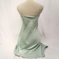 Nuisette - lingerie - 100% polyester - couleur vert d'eau - pastel - marron - bretelles - Etam - 38 Robe longue fluide à bretelles - Etam - 38 - Photo 1