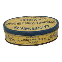 Ancienne boîte en tôle peinte - confiserie pralines d'Aigueperse - Photo 0