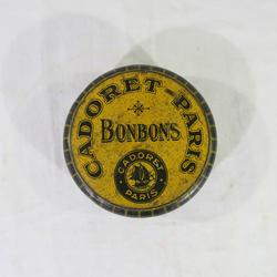 Petite Boite ancienne " Bonbons Cadoret , Paris " en métal  - Photo 0