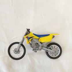 Moto miniature 1/18e Suzuki RM-Z Newray  - Photo 0