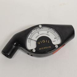 Ancien manomètre mesure de pression le VIGIL de Michelin - Photo 1