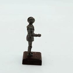Figurine chevalier en plomb - Photo 1