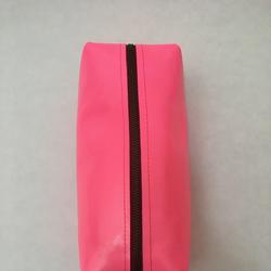 Trousse carrée Gm couleur rose fluo - Jeu de Matières  - Photo 0