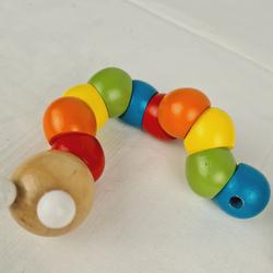 Petite chenille et bracelet en bois - Photo 1
