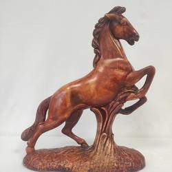 Statue de cheval en poly résine - Photo 0