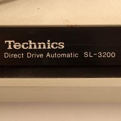Platine Vinyle Technics SL 3200 + Cellule Ortofon VMS 3E - Hi-Fi Vintage - Photo 1