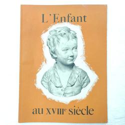Livre ancien "L'enfant au XVIIIe" - Photo 0