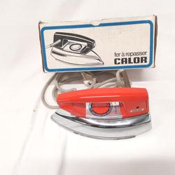 Fer à repasser - calor - orange - matic - SGDG - vendu avec boîte et notice - CALOR  - Photo 0