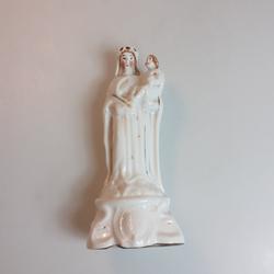 Statuette de Marie avec son petit Jésus dans ses bras - Photo 0