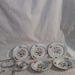Ensemble assiettes plates, creuses, dessert Porcelaine de Limoges - Photo 0