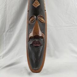 Masque africain mural en bois sculpté - Photo 1