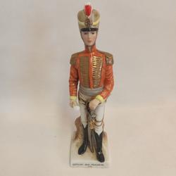 Figurine en Porcelaine - Officier des Hussards - Photo 1