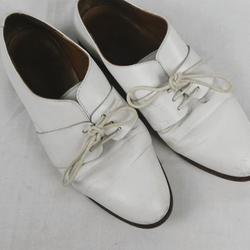 Chaussures ( Homme) blanche à lacets en cuir pointure - 40 - Photo zoomée