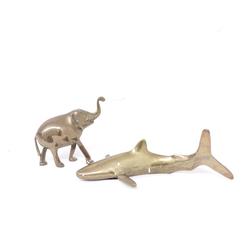 Figurines en laiton éléphant et requin - Photo 1