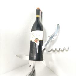 Couteau suisse bouteille de vin - Photo zoomée