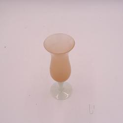 Vase en opaline aux nuances roses - Photo 1