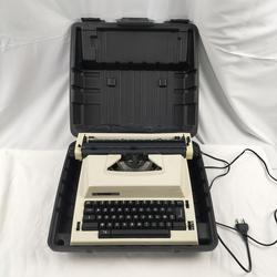Machine à écrire électrique vintage Hermès 505  - Photo 0