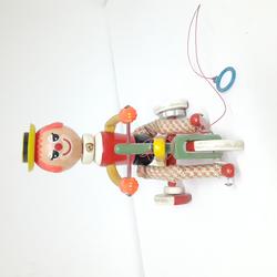 clown en bois et plastique sur tricycle- jouet à tirer educalux  - Photo 1
