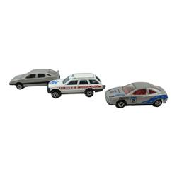 Lot 3 voitures miniatures en métal marque Majorette - Photo 0