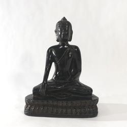 Statuette Bouddha Shakyamuni en bois - Photo zoomée