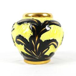 Vase artisanal jaune avec motif poisson algue - Photo 1