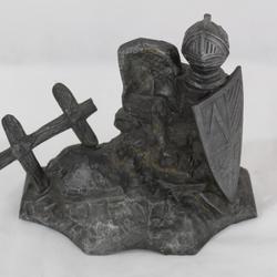 Figurine en etain representant la grotte du calvaire du christ  - Photo 1