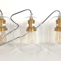 Suspension luminaire 3 lampes abat-jours en verre style industriel - Photo zoomée