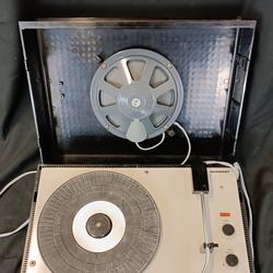 Tourne disque vintage SCHNEIDER 33/45 T , testé OK - Photo 0