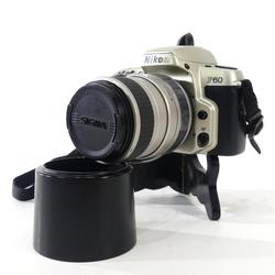 Appareil photo Nikon F60 Silver Reflex avec deux objectifs le tous dans un sac Photoline  - Photo 1