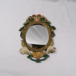 Petit miroir en métal et plastique peint en doré - Photo 0