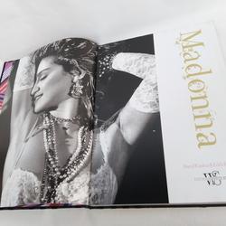 Livre Madonna - Daryl Easlea & Eddi Fiegel - Photo 1