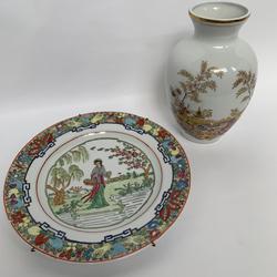 Assiette décorative et vase motif asiatique - Photo 0