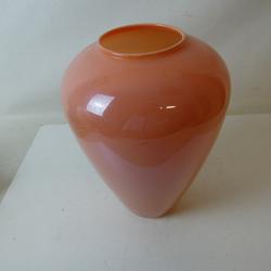 Grand vase vintage en verre Mi Siècle de couleur rose - Photo 0