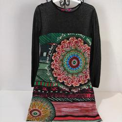 Robe manches longues - Desigual taille 38  - Photo zoomée