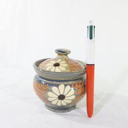 Petit Pot ancien en terre cuite vernissé à motif floral fait main  - Photo 0