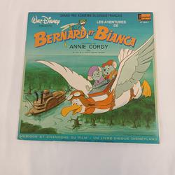 Livre vinyle 45 tours "Les aventures de Bernard et Bianca" Walt Disney  - Photo 0