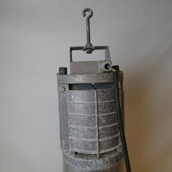 Lampe Industrielle Vintage de Marque Mazda Non Testée Coupole Diamètre 56 x 95 cm de Hauteur(Prévoir Ampoule) - Photo 1