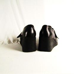 Vintage - chaussure en cuir à semelle épaisse pour femme. - Photo 1