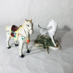 Lot de 2 statuettes chevaux - porcelaine - Photo 0
