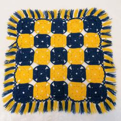 Lot de 4 dessous de table en crochet bleus et jaune - 36 x 38  - Photo 1