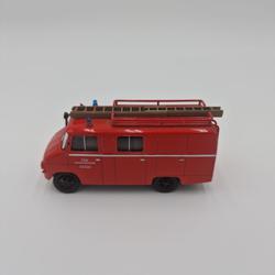 Camion de pompier Atlas editions 1/76 scale 7147 006  - Photo 1