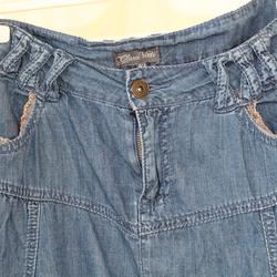 Jupe en jean CLARA VITTI taille 42 a plis et légers volants - Photo 1