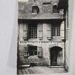 CPA " Maison Paternelle de Bernadette Soubirous " Lourdes (Dept 65) - Photo 0