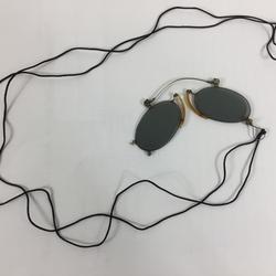 Anciennes lunettes de soleil pliables - Photo 1