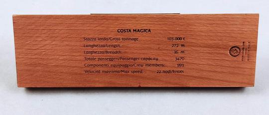 Maquette bateau Costa Magica en métal argenté sur socle en bois - Photo 2