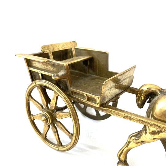 Sculpture cheval avec charrette doré - Photo 4