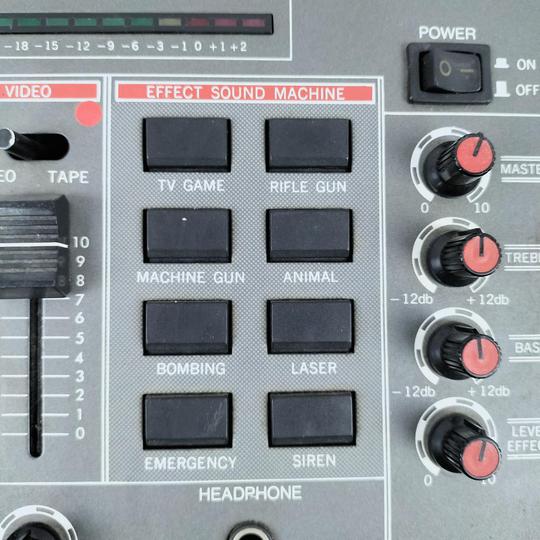 Table de mixage ETP DIGIMIX 100 STEREO PRO-MIXER avec PHONO START/CD START - Photo 3