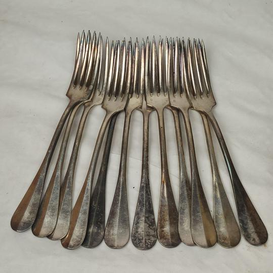 12 fourchettes argentées anciennes en tbe - Photo 12